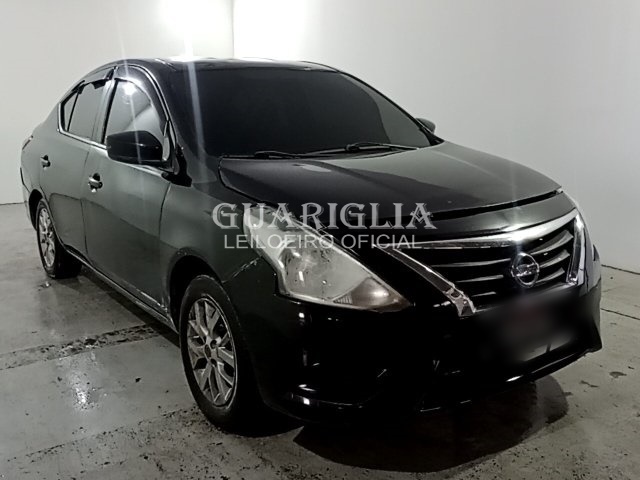 NISSAN VERSA 16 SL 2015