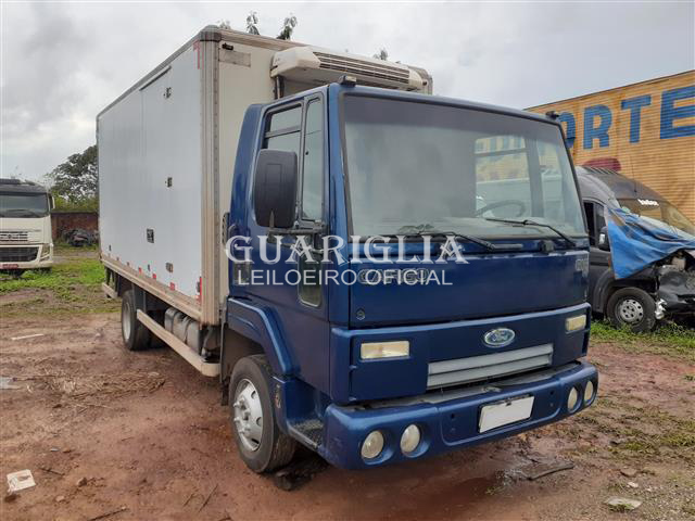 FORD CARGO 816 S 2013