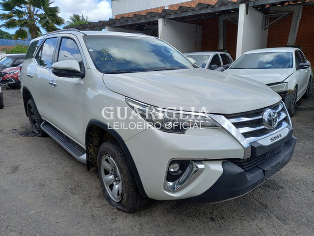 TOYOTA HILUX SW4 2.8 SRX 4X4 16V TURBO INTERCOOLER DIESEL AUT 2018